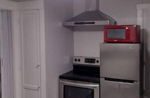 Austintown House | 2 Peaceful Homes in 1