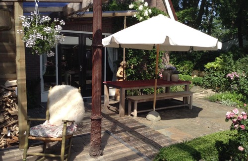 Bergen House | 2 pers. Villa Donja very idyllic. Directly at the forest and near the beach.