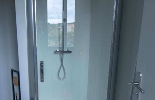 Chatel-Guyon Apartment | 2-person air-conditioned 1-bedroom apartment near Aïga Resort Puy de Pariou 200