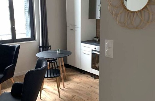 Chatel-Guyon Apartment | 2-person air-conditioned 1-bedroom apartment near Aïga Resort Puy de Mercoeur 202