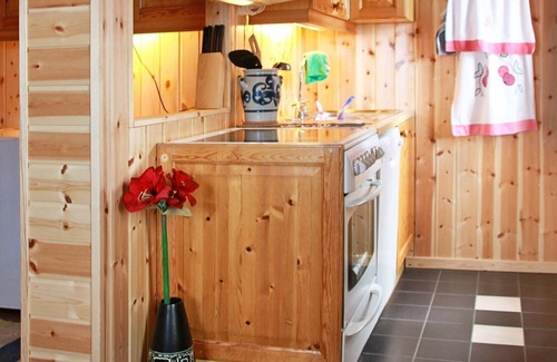 Vestvagøy Apartment | 2 person holiday home in Gravdal