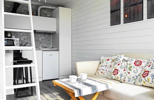 Ronnang House | 2 person holiday home in Rönnäng