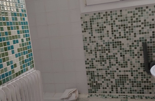 Bagneux Apartment | 2 Pièces 25 m² Limite Sceaux/bourg-la-reine/bagneux Avec Terrasse de 10 m²