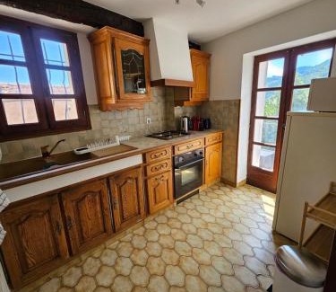 Bonson Apartment | 2 pièces au calme absolu