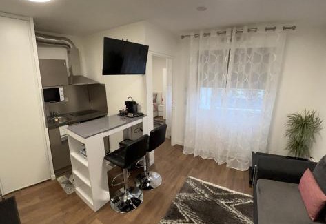 Rosny-sous-Bois Apartment | 2 PIECES proche du centre PARIS 15 min