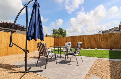 Garstang Cottage | 2 Pine Grove