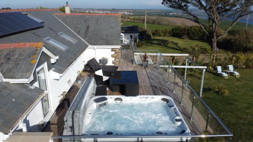 Wembury House | 2 Princes Cottages