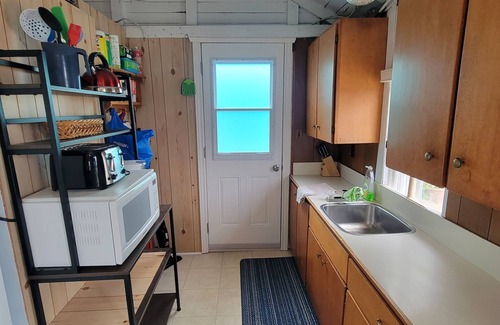 Port Stanley Cottage | 2 Private Beach Front Cottages on the Lake in Beautiful Port Stanley