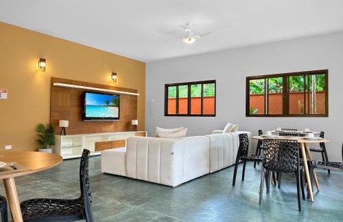 Guaruja House | 2 quartos - 200m do mar - Jacuzzi - AC - Churrasqueira