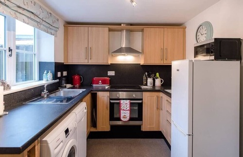 Yoxford House | 2 Riverside Cottages, Yoxford