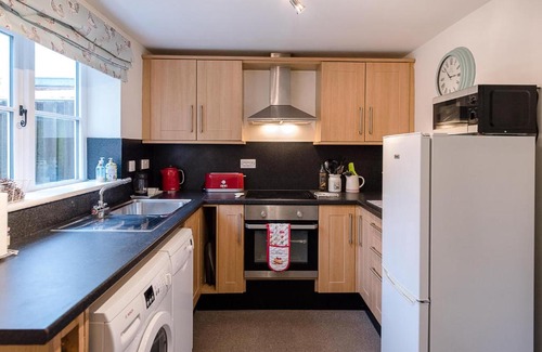 Yoxford House | 2 Riverside Cottages, Yoxford