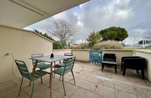 Boyardville Apartment | 2-room apartment ground floor - Close to beach, parking, WIFI, pets allowed