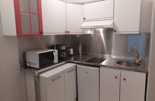 Rosny-sous-Bois Apartment | 2-room apartment with small garden