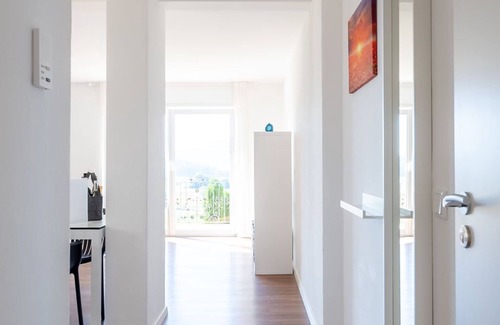 Klettgau Apartment | 2-room apartment, 57m², balcony, high-quality furnishings
