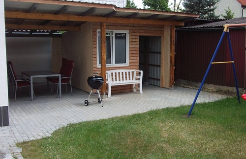 Bad Windsheim Apartment | 2-room apartment, 23 m², quiet location, close to the center, Ferienwohnungen Flora