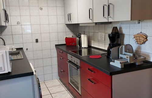 Altglienicke Apartment | 2-room apartment for 3-4 persons in a quiet location on the outskirts of Berlin.