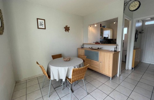 Saint-Cyprien Plage Apartment | 2-room apartment with balcony, parking, steps away from the beach