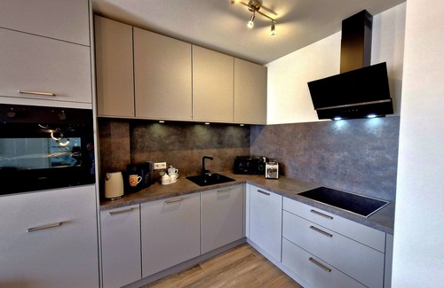 Niedernberg Apartment | 2-room Apartment, Loggia, Smart Lock, Rainshower