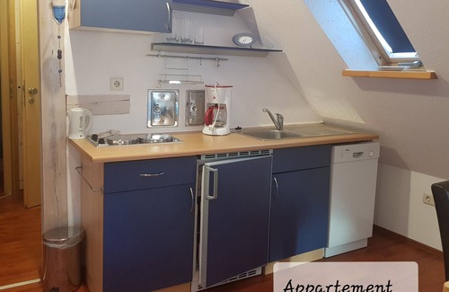 Hilpoltstein Apartment | 2 room attic apartment holiday apartment with bath tub and single kitchen
