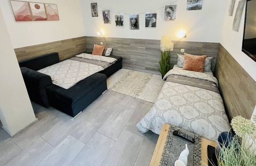 Rheinstetten Apartment | 2 room gallery, granny flat, close to the trade fair, wheelchair accessible