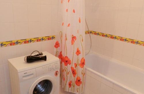 Zaporozhye Apartment | 2-room Studio Apartment on Sobornyi Avenue 174-а, by GrandHome