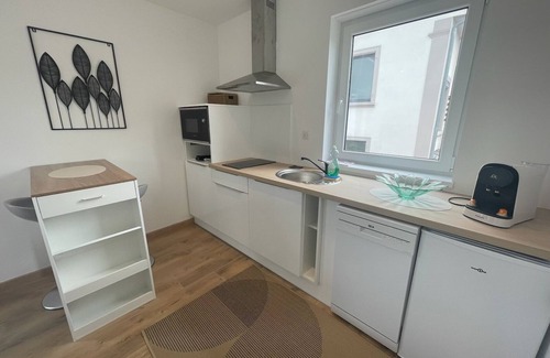 Lingolsheim Apartment | 2-room with terrace