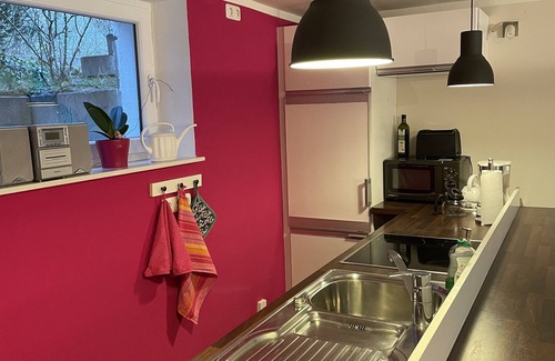 Kakenstorf Apartment | 2 rooms/kitchen/bathroom between HH/LG