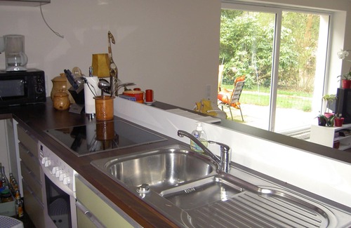 Kakenstorf Apartment | 2 rooms/kitchen/bathroom between HH/LG