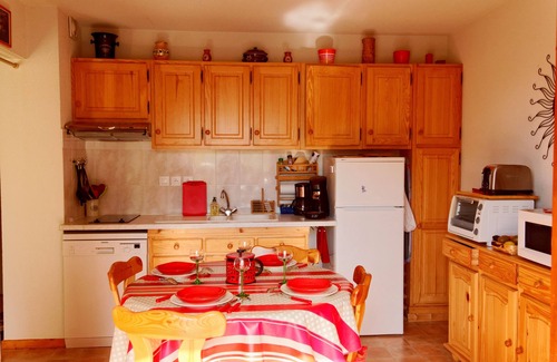 Thollon-les-Memises Apartment | 2 rooms, large terrace, parking, high-speed wifi