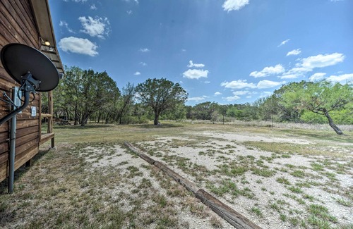 Sabinal Cottage | 2 Rustic Cabins w/Porches on Remote Ranch!