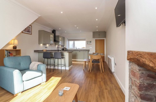 Wigton Cottage | 2 SOUTH STREET, pet friendly in Aspatria