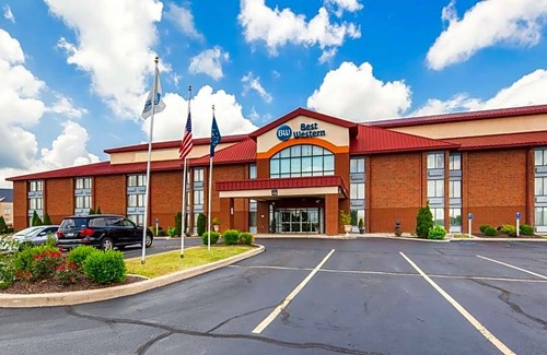 Saint Marys  Allen County Hotel | 2-Star Hotel ∙ Best Western Luxbury Inn Fort Wayne