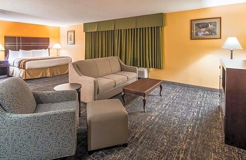 Saint Marys  Allen County Hotel | 2-Star Hotel ∙ Best Western Luxbury Inn Fort Wayne