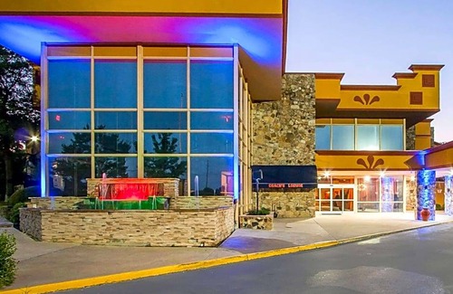 Auburn Hotel | 2-Star Hotel ∙ Clarion Inn & Suites University Center