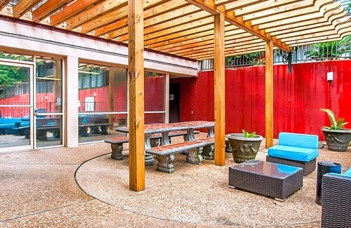 Auburn Hotel | 2-Star Hotel ∙ Clarion Inn & Suites University Center