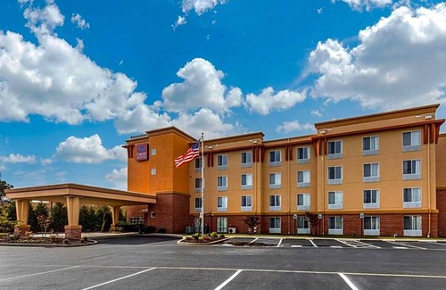 Seaford Hotel | 2-Star Hotel ∙ Comfort Suites Seaford