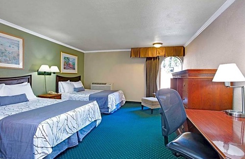 South San Jose Hotel | 2-Star Hotel ∙ Days Inn by Wyndham San Jose Convention Center