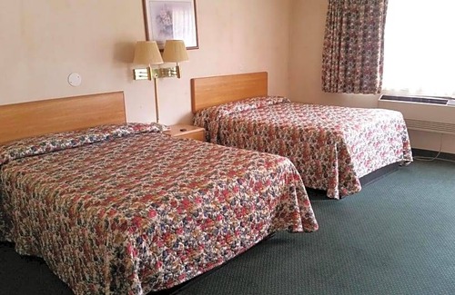 Sylmar Hotel | 2-Star Hotel ∙ Economy Inn Motel
