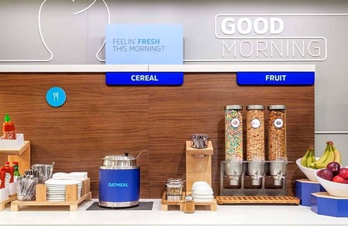 Allentown Hotel | 2-Star Hotel ∙ Holiday Inn Express - Allentown North, an IHG Hotel