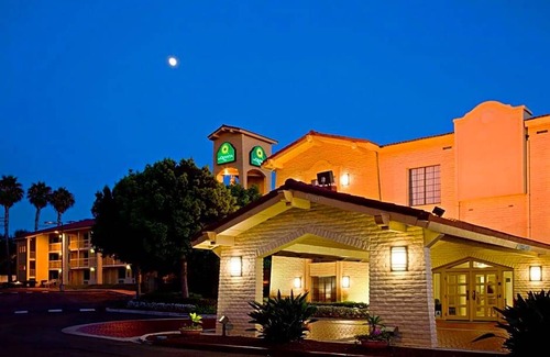 Lincoln Acres Hotel | 2-Star Hotel ∙ La Quinta Inn by Wyndham San Diego Chula Vista