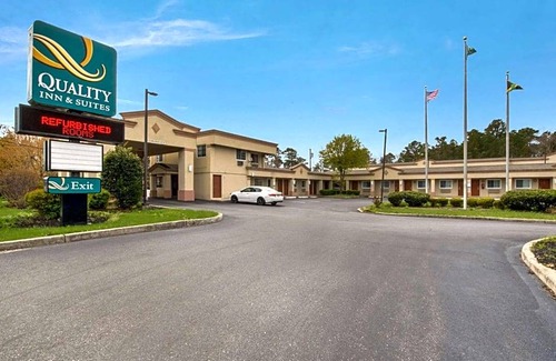 Galloway Hotel | 2-Star Hotel ∙ Quality Inn & Suites Atlantic City Marina District