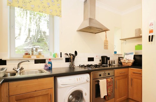 Foss Cottage | 2 STATION COTTAGES, pet friendly, with a garden in Dalwhinnie
