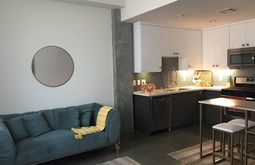 Downtown Los Angeles Apartment | 2 Story DTLA VIlla
