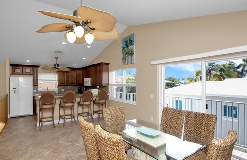 Coury House | 2 story home w/7 bedrooms,4 baths, private pool, 60ft of dockage, ample parking