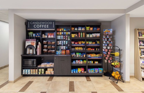 Anaheim Resort House | 2 Studio Suites with Full Kitchens! Adjacent to Disneyland Resort! Shuttle, Pool