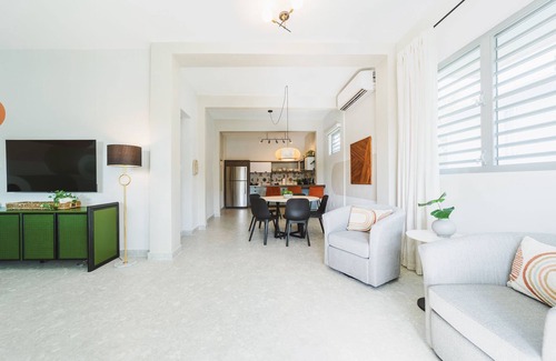 Santurce Apartment | 2 Stylish Remodeled Units - Generator - Near Placita - 6 Ensuite Bathrooms