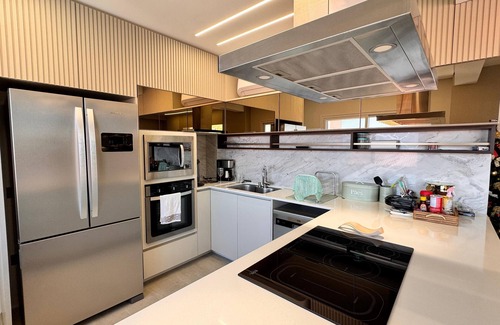 Centro RV Rental | 2 suites with 43" TV, air conditioning, electric blinds, furniture and high standard bed