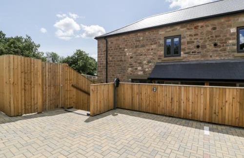 Cinderford House | 2 The Old School