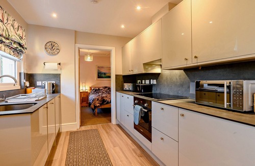 Irstead House | 2 Thurnside - Three Bedroom House, Sleeps 6