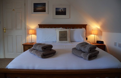 Jameston Cottage | 2 Tudor Lodge Cottages, Manorbier